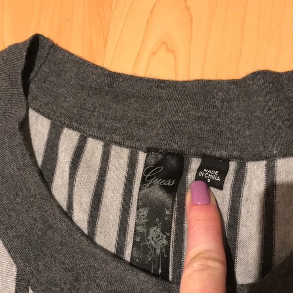 Women’s guess short sleeve striped sweater small - Picture 2 of 3